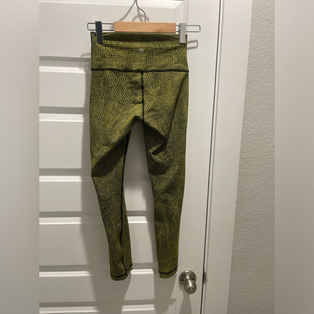Lululemon high times pants luon fall net toxic black US 4 - Picture 3 of 8
